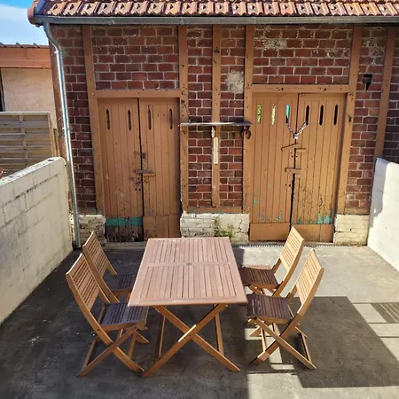 Petite Maison Proche - بيت للعطل
