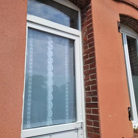 Petite Maison Proche - Feriehus