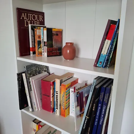 Petite Maison Proche - *