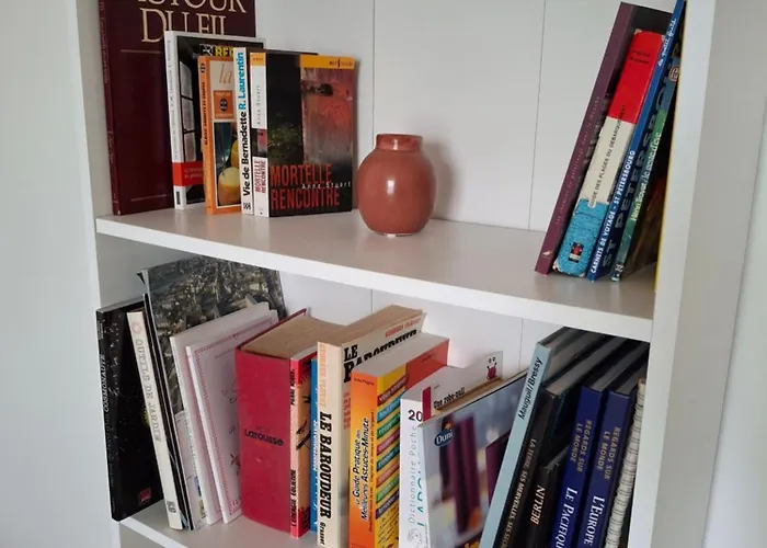 Petite Maison Proche - *